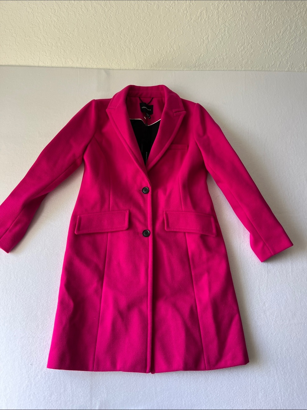 BCBGMaxAzria Vibrant Fuchsia Single-Breasted Trench Coat